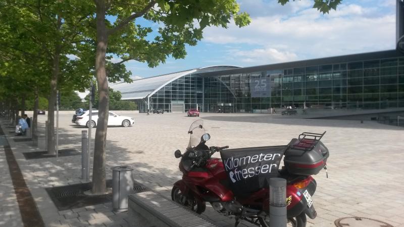 Audi-Forum, Ingolstadt, N48.783260, E11.414104.jpg