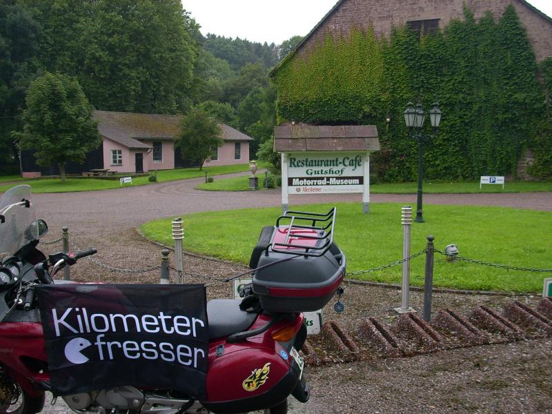 Motorradmuseum Wickensen, Eschershausen, N51.918146,  E9.665604.JPG