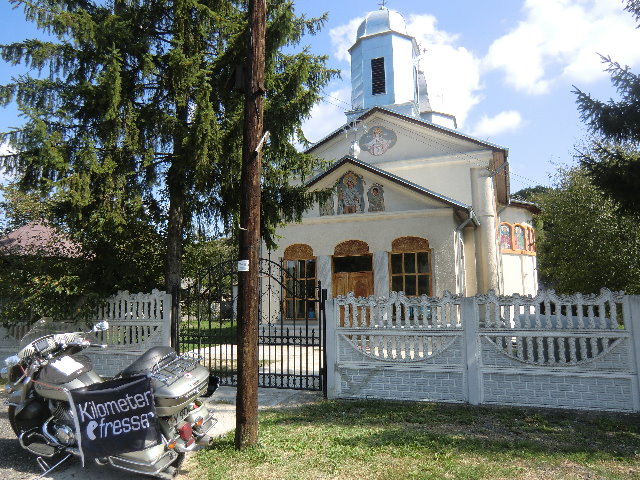 027. Kirche in Draganu-Olte - RO.jpg