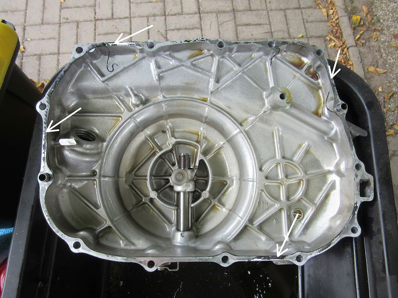 Kupplungswechsel Honda Deauville NT 650V<br />penibel reinigen aber nicht beschädigen