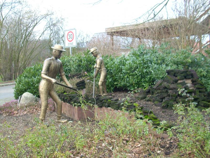 Torfstecherdenkmal Recke1.JPG