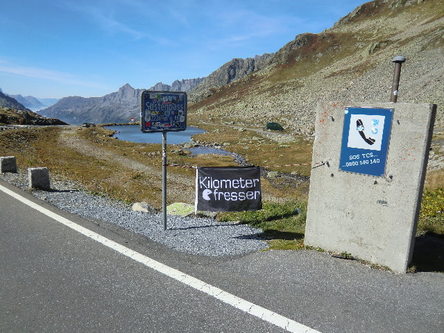 10. Sustenpass - CH.jpg