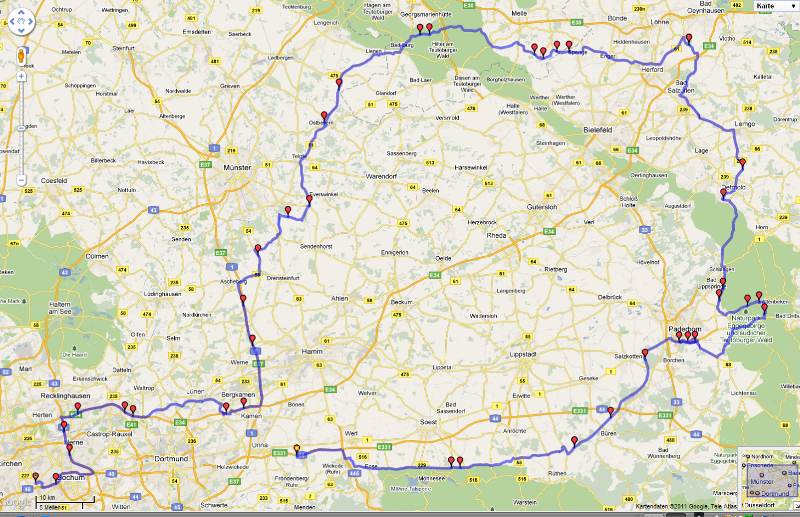 423 km etwas länger geworden, wegen "Kartoffelhaus-Umweg" :)  das wird übrigens jetzt einn geflügeltes Wort, so wie "Mitte-Durchfahrer"