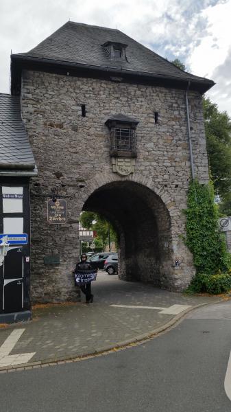 Derkere Tor Brilon. N51.392223, E8.567422 (2).jpg