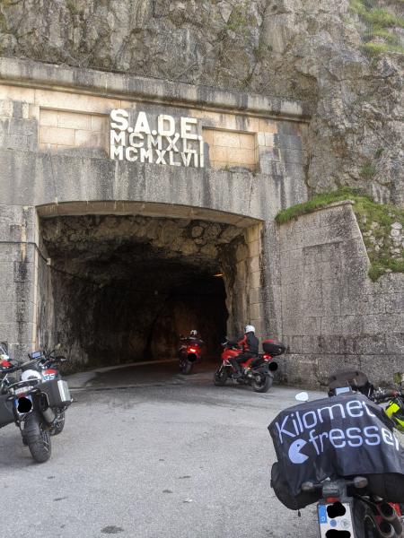 Tunnel Sauris.jpg
