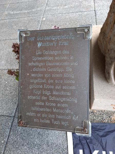 Schlangenkönig Burg (2).jpg