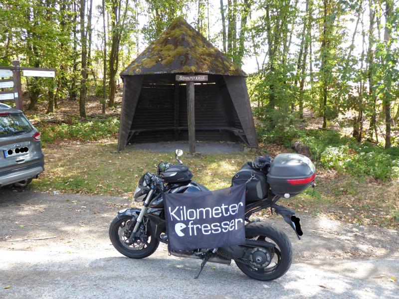 P1040792 Benolper Kreuz.JPG