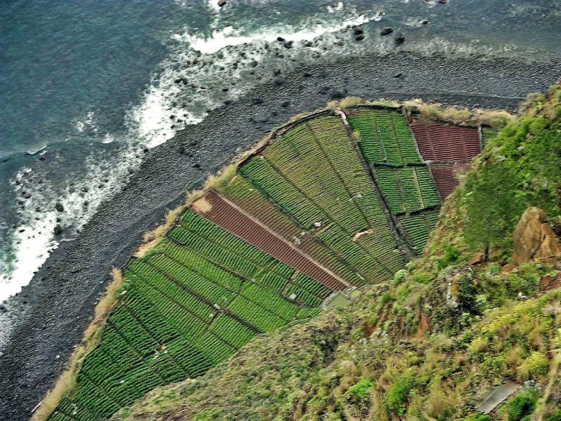 Cabo_Girao,_Madeira.jpg