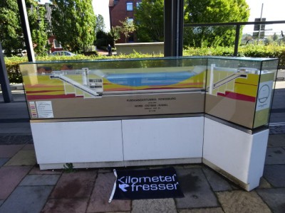 028. Model Fussgängertunnel Nord-Ostsee-Kanal.JPG