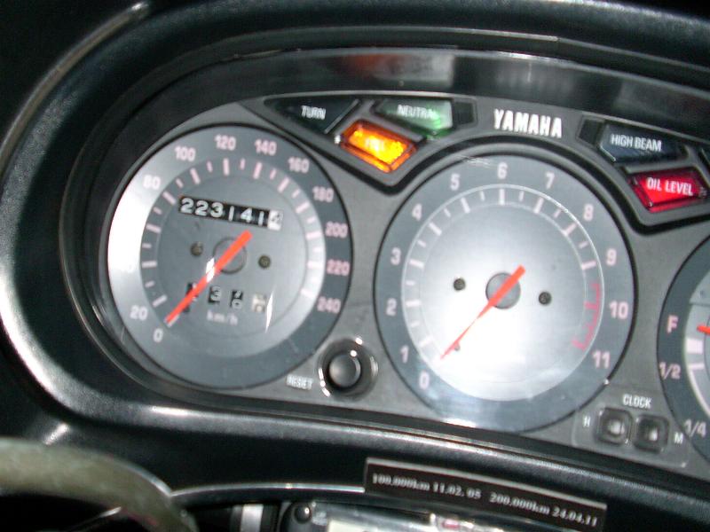 tacho.jpg