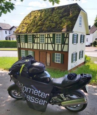 kleines Raiffeisenhaus Flammersfeld.jpg