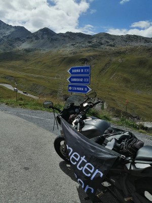 Umbrailpass Italien Schweiz.jpg