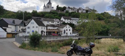 Blick auf Burg Reifferscheid