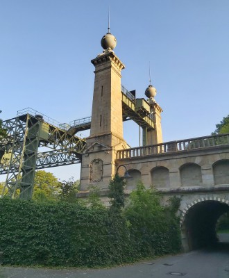 Schiffshebewerk Henrichenburg.jpg