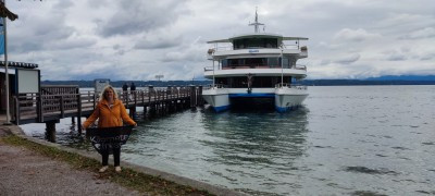 Katamaran Starnberg am Landesteg Tutzing.jpg