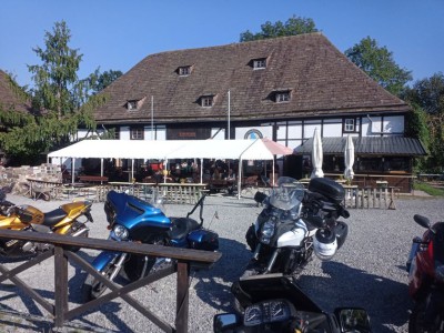 T1.jpg