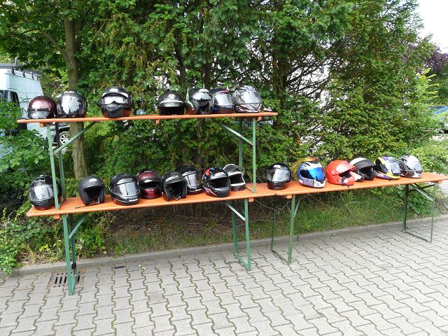 Erkennt Ihr Eure gespendeten Helme?