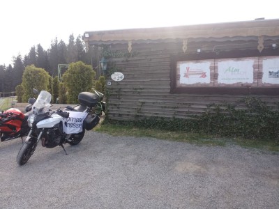 8 Almhütte Schanze3.jpg