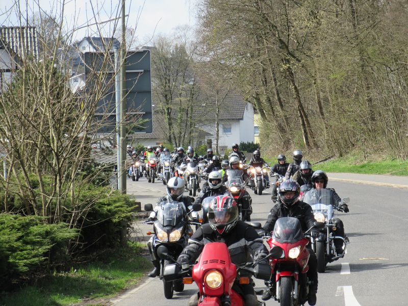 Demo gegen Streckensperrung (20).JPG