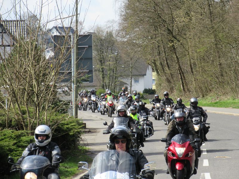 Demo gegen Streckensperrung (21).JPG