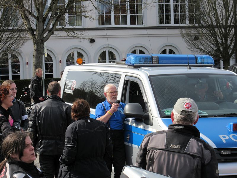 Demo gegen Streckensperrung (37).JPG