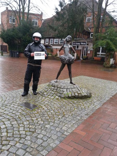 Bender 004 GRI7 20160325_143717 Die kleine Nienburgerin.jpg