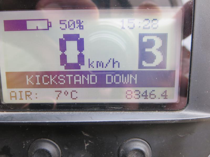 Am häufigsten genutzt für die täglichen Faahrten, auch wenn die &quot;Tank&quot;-Reichweite aufgrund der aktuellen Temperaturen unter 100 km liegt.<br />Brammo Empulse. macht 1.118 km seit 1.8.16