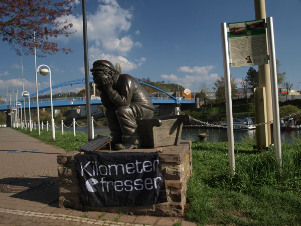 Baareschesser-Denkmal am Lahnufer