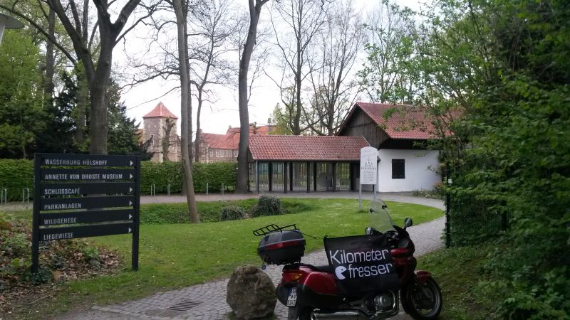 Burg Hülshoff_20170419_185914_kl.jpg