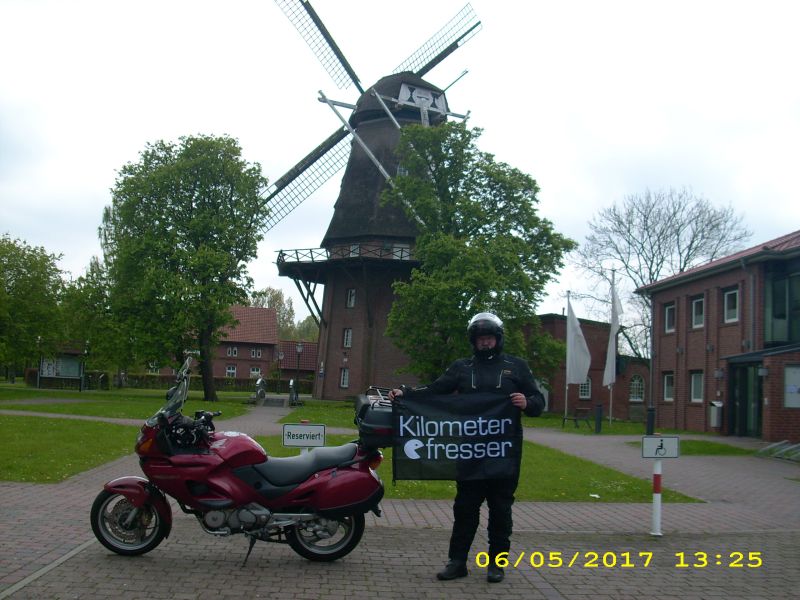 Windmühle am Knockster Tief, Hinte, N53.413497, 7.195037_kl.jpg