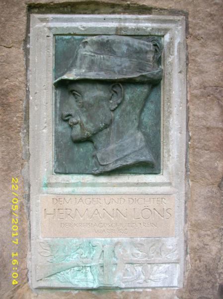 Hermann_Löns_Denkmal_2_kl.jpg